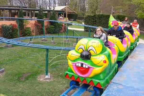 Wacky worm roller coaster amusement rides for sale