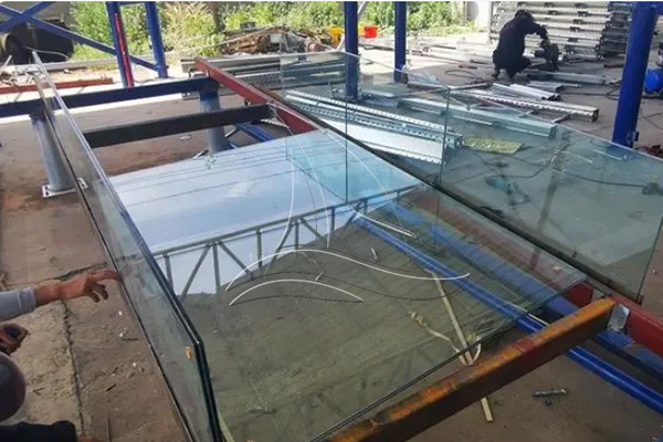 assembly process of glass water slide