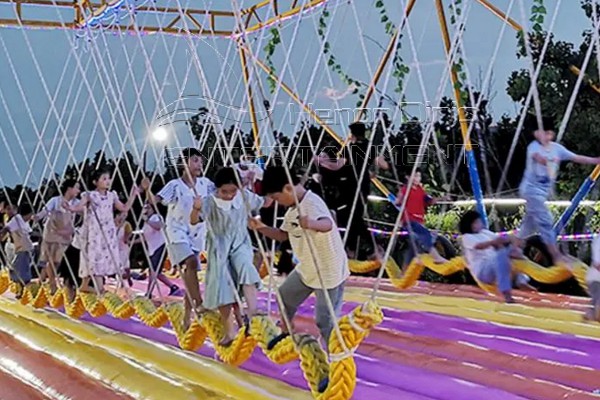 Internet celebrity swing rides for kids and adults