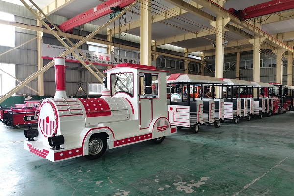 70 seat large diesel trackless tourist train for sale