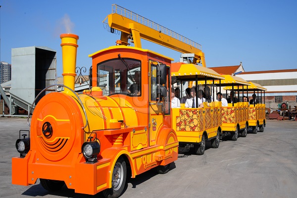ip theme trackless train for sale