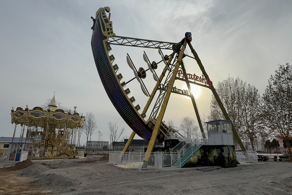 pirate ship ride for sale
